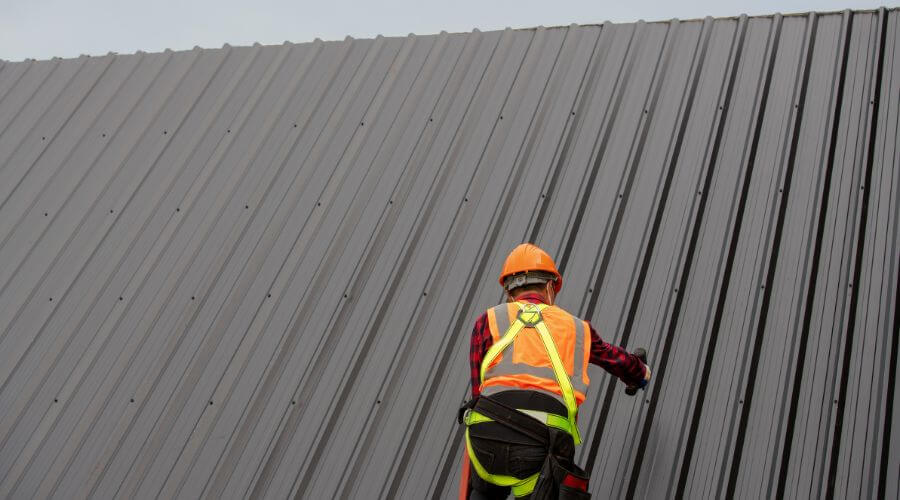 Expert new roof installation services in Dugspur, VA